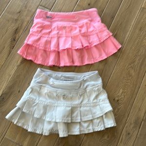 Girls Ivivva Set The Pace Skirt (lot of 2, one pink, one white)